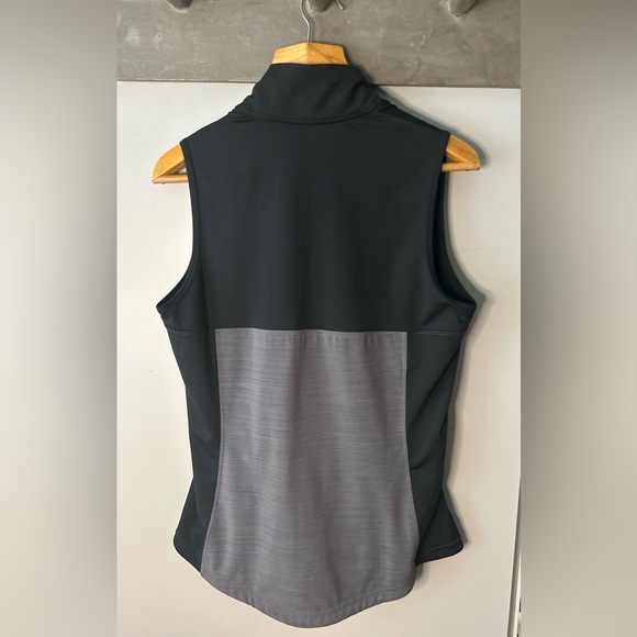Adidas sports vest - Picture 4 of 16